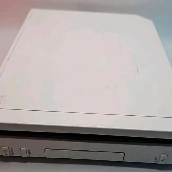 Nintendo Wii RVL-001 Console Gamecube With Cables, Sensor, Controller Etc - Picture 2 of 16